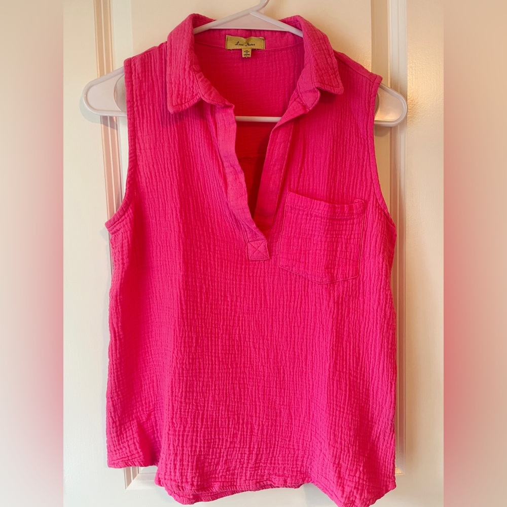 Hot Pink Collared Top!